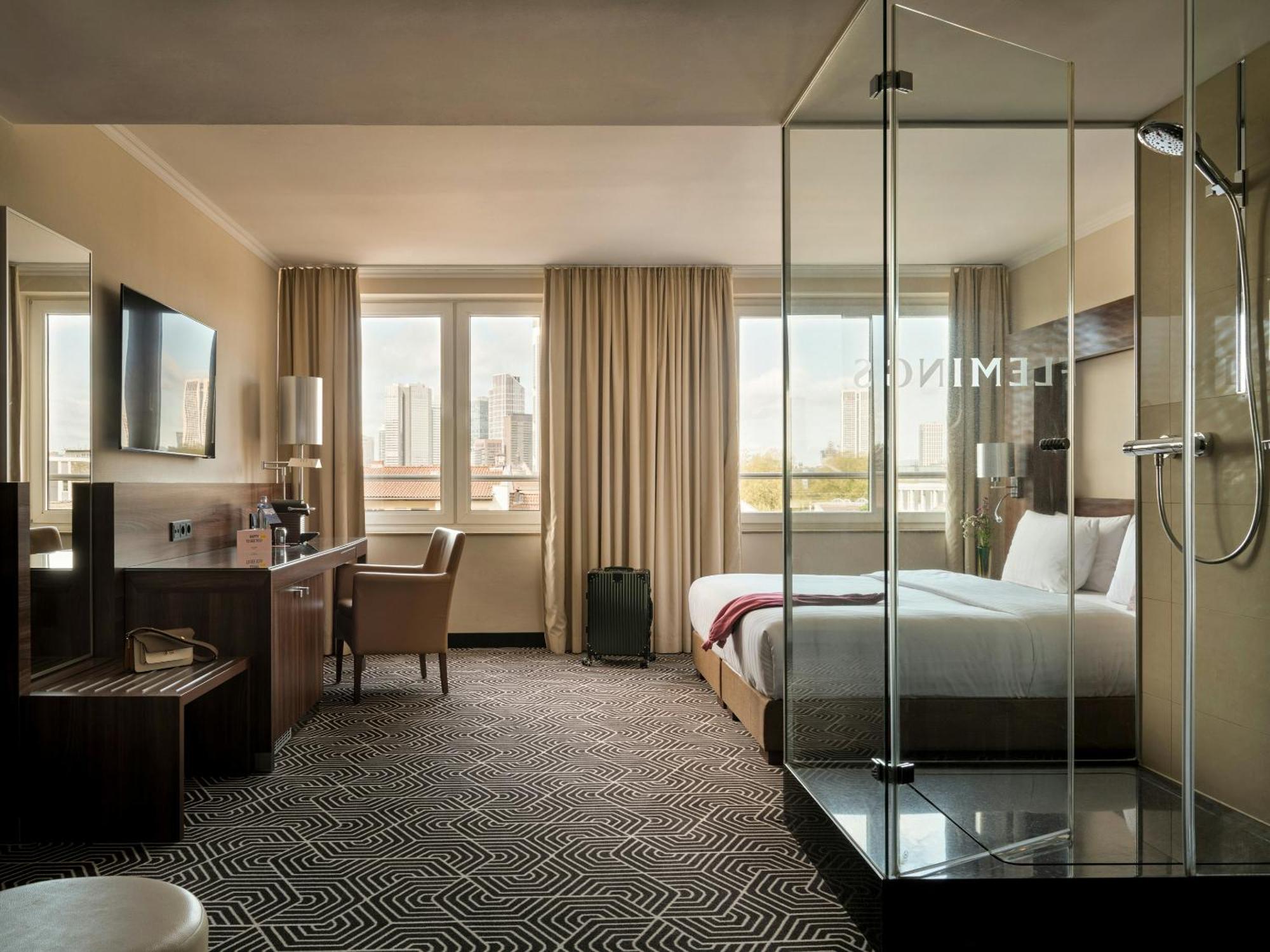Superior Double or Twin Room City View